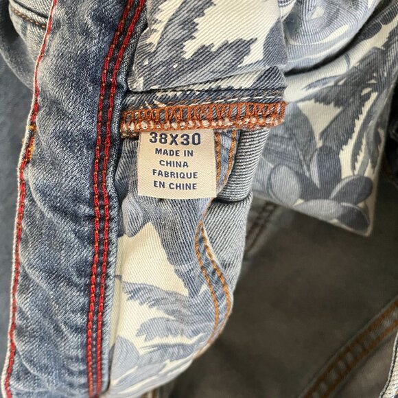 Tommy Bahama Relaxed Fit Jeans Men's Size 38x30Style & Comfort Denim - Picture 3 of 5